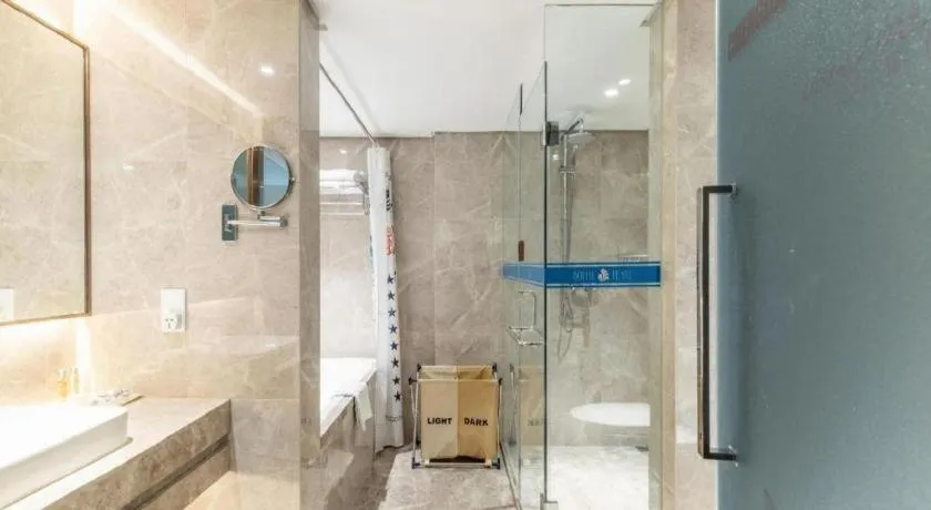 Dalian Bohai Pearl Hotel