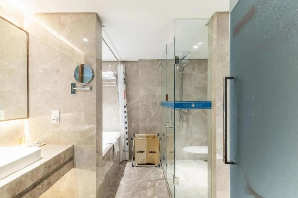 Dalian Bohai Pearl Hotel