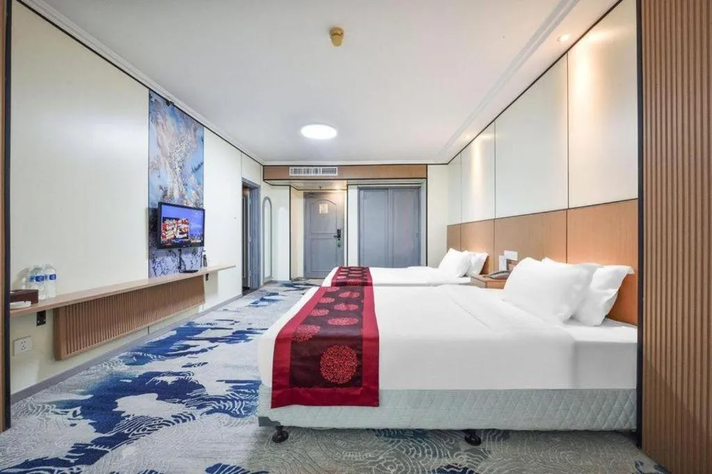 Bed in Dalian Bohai Pearl Hotel