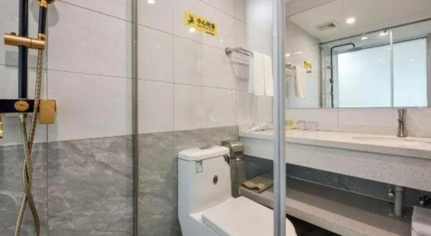 Dalian Bohai Pearl Hotel