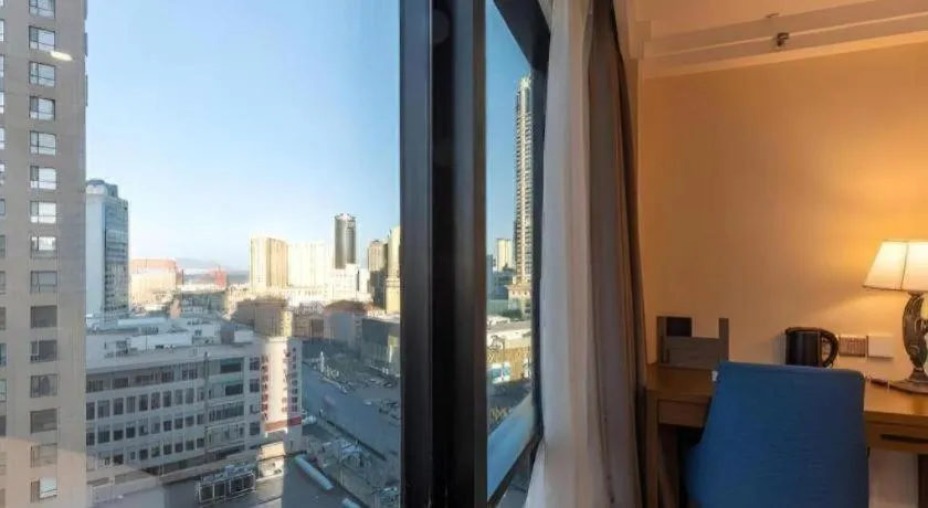 Dalian Bohai Pearl Hotel