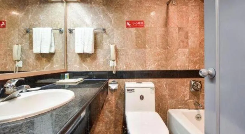 Dalian Bohai Pearl Hotel