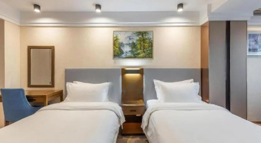 Bed in Dalian Bohai Pearl Hotel