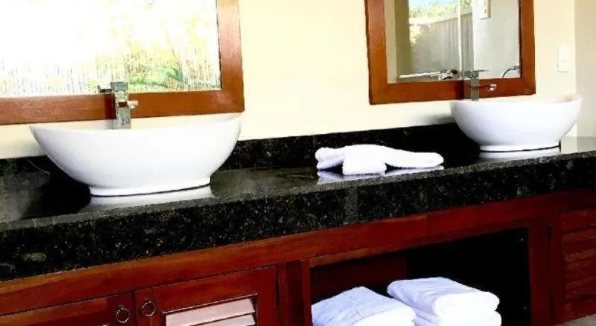 Bravo Resorts - Munting Paraiso