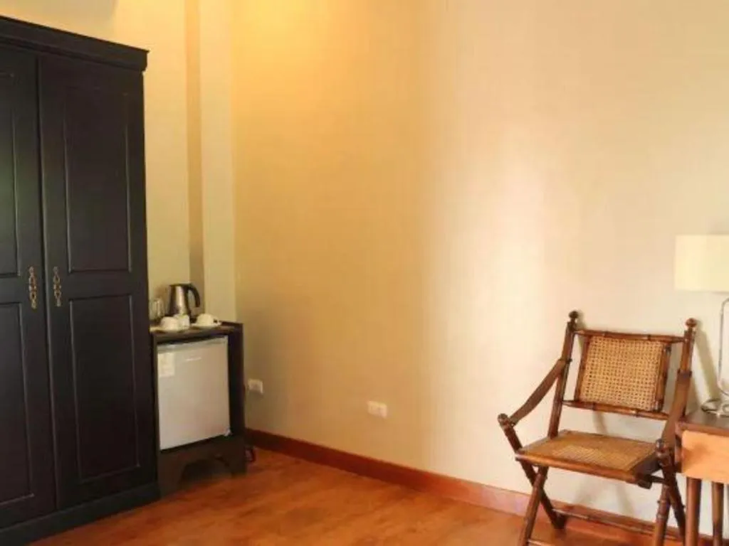 Bravo Resorts - Munting Paraiso