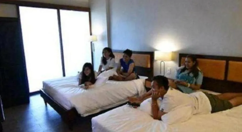Bed in Bravo Resorts - Munting Paraiso