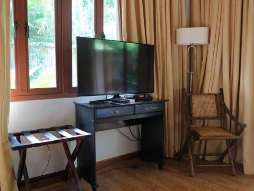 Bravo Resorts - Munting Paraiso