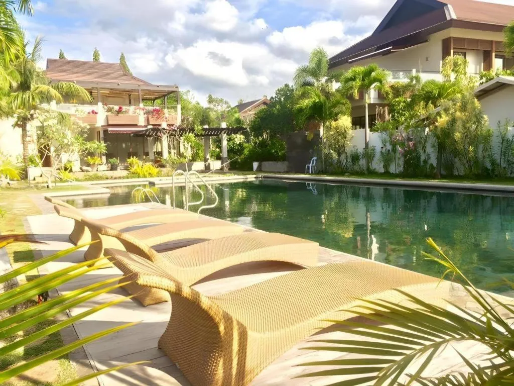 Bravo Resorts - Munting Paraiso