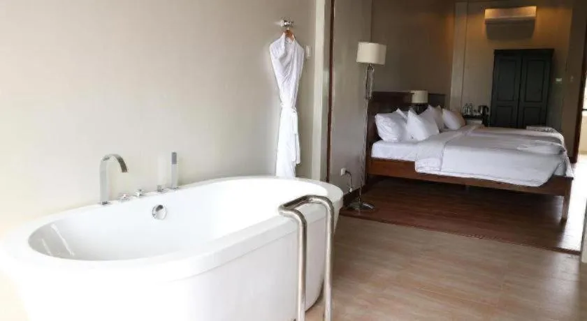 Bed in Bravo Resorts - Munting Paraiso