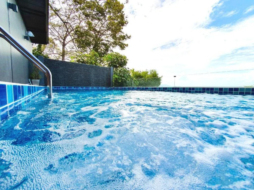 Rainbow Sky Hotel Samet