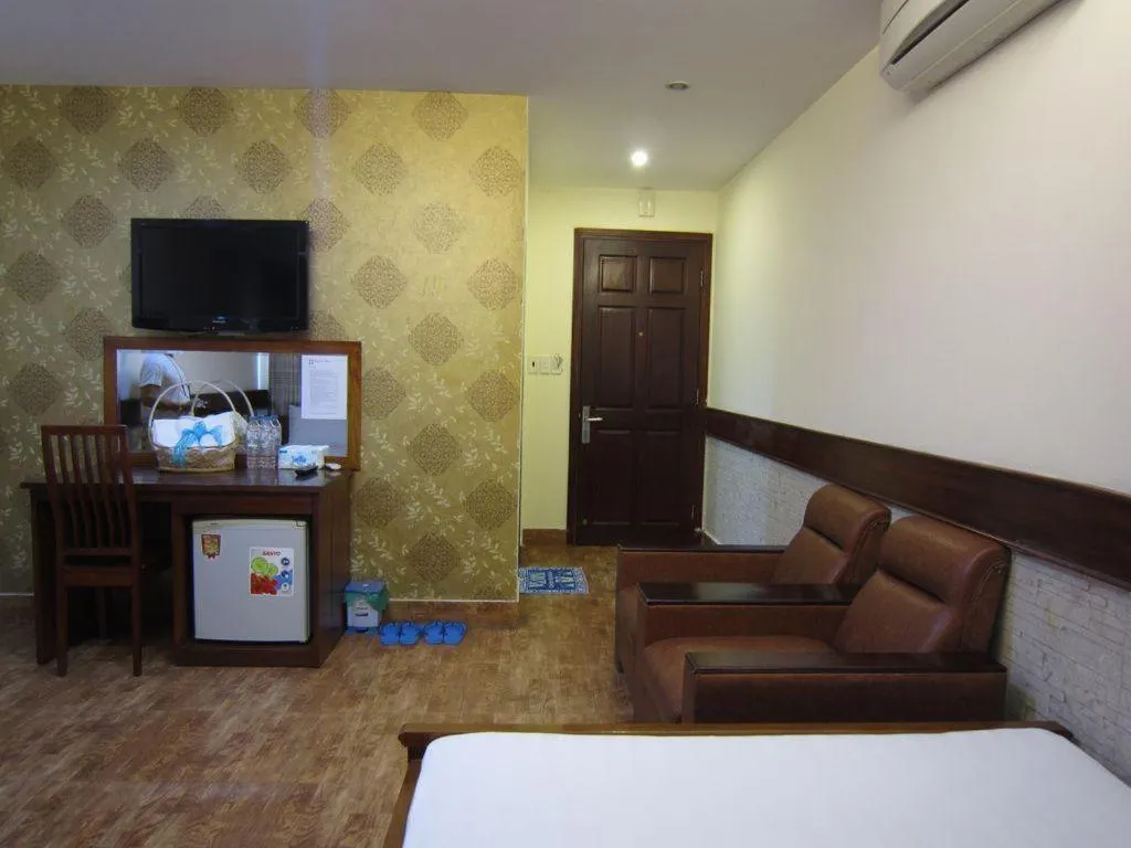 Bed in Melody Viet Hotel