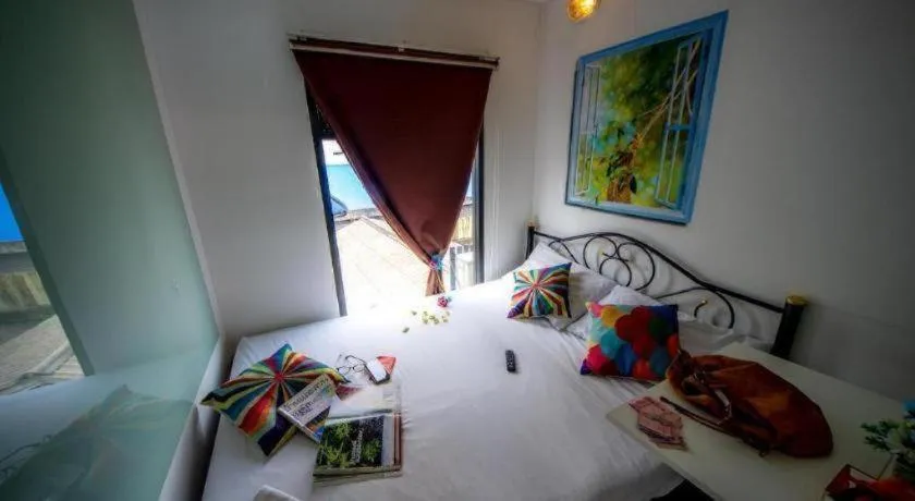 Bed in The Chilli Bangkok Hotel