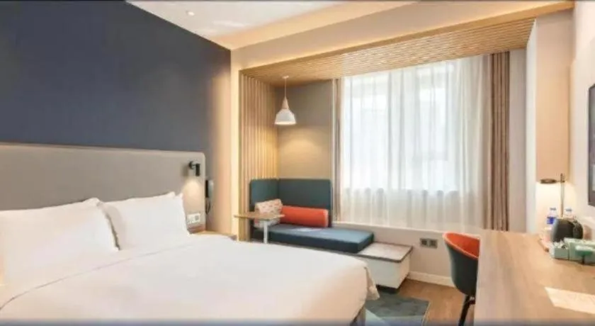 Bed in Holiday Inn Express Tianjin Dongli By IHG