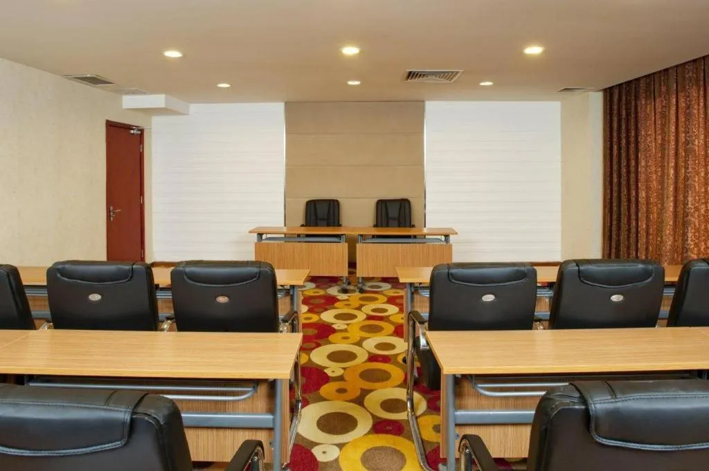 Holiday Inn Express Tianjin Dongli By IHG