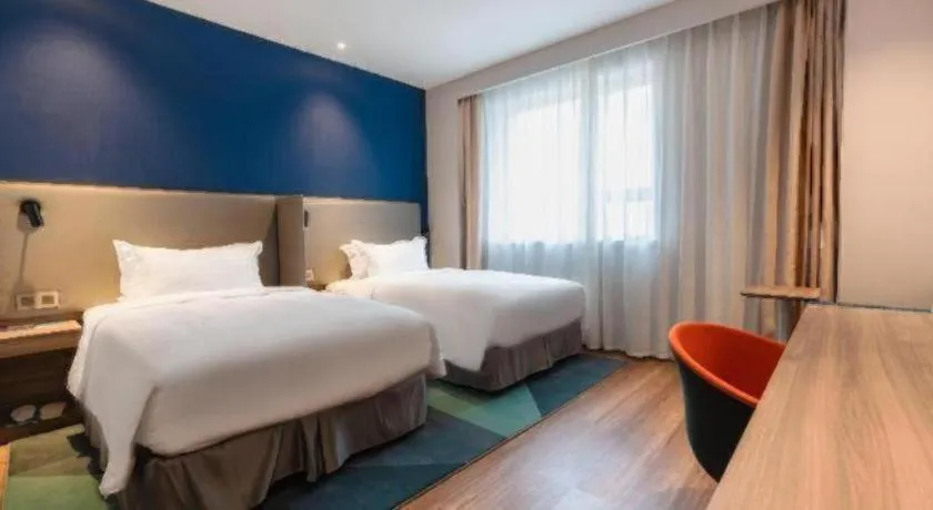 Bed in Holiday Inn Express Tianjin Dongli By IHG