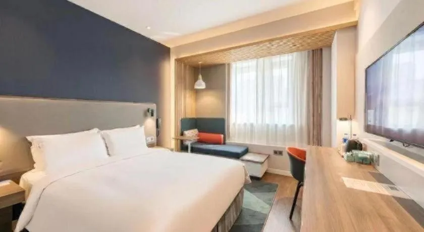 Bed in Holiday Inn Express Tianjin Dongli By IHG