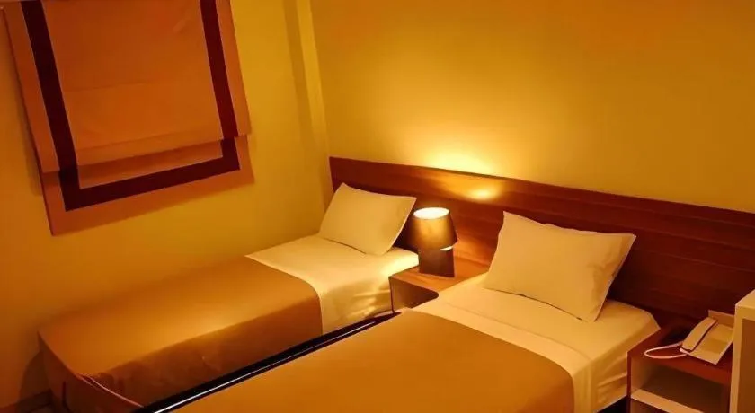 Bed in White House Asoke Sukhumvit 18