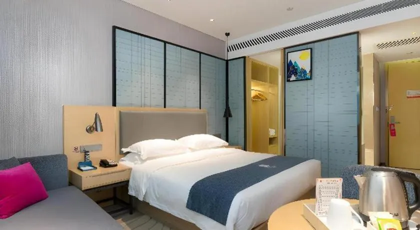 Bed in Echarm Hotel Nanning Nationalities Square Metro Station