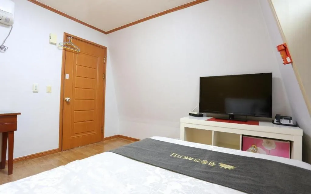 Bed in Gangneung (Jeongdongjin) Jeongdongjin Motel