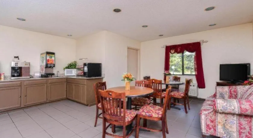 Baymont by Wyndham Acworth