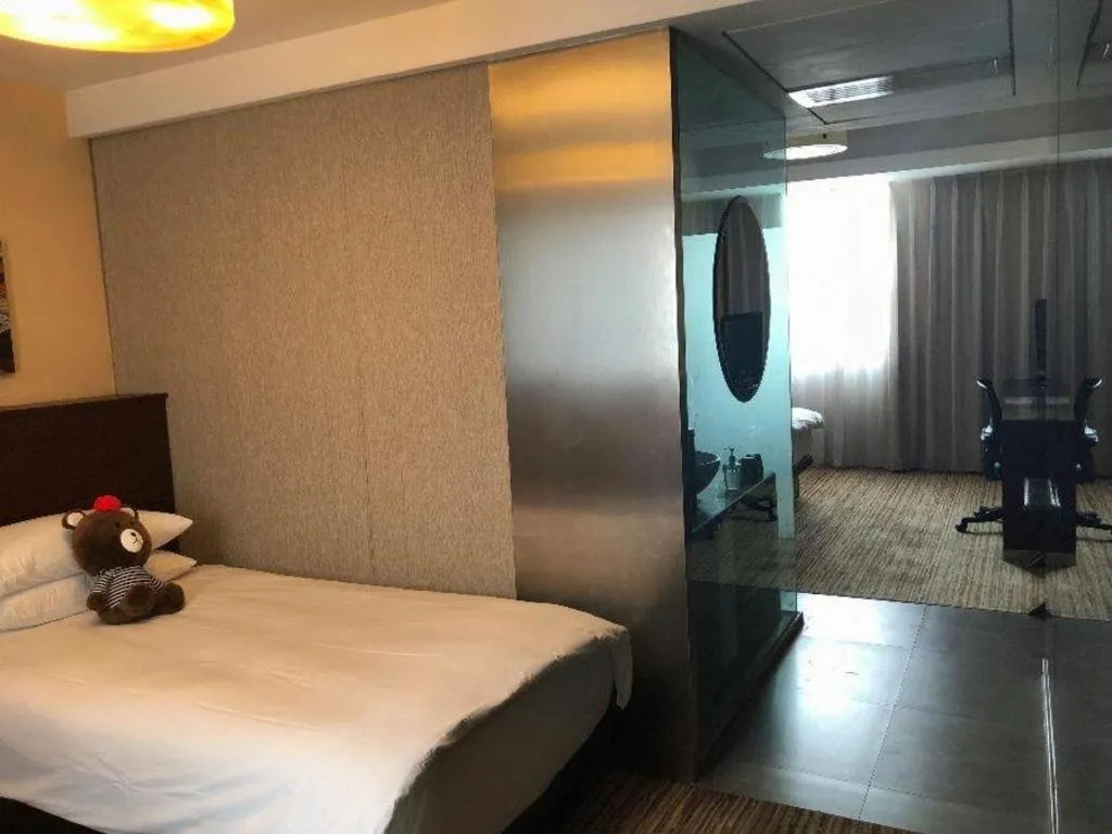 Bed in SSAW Boutique Hotel Shaoxing Ancient Town