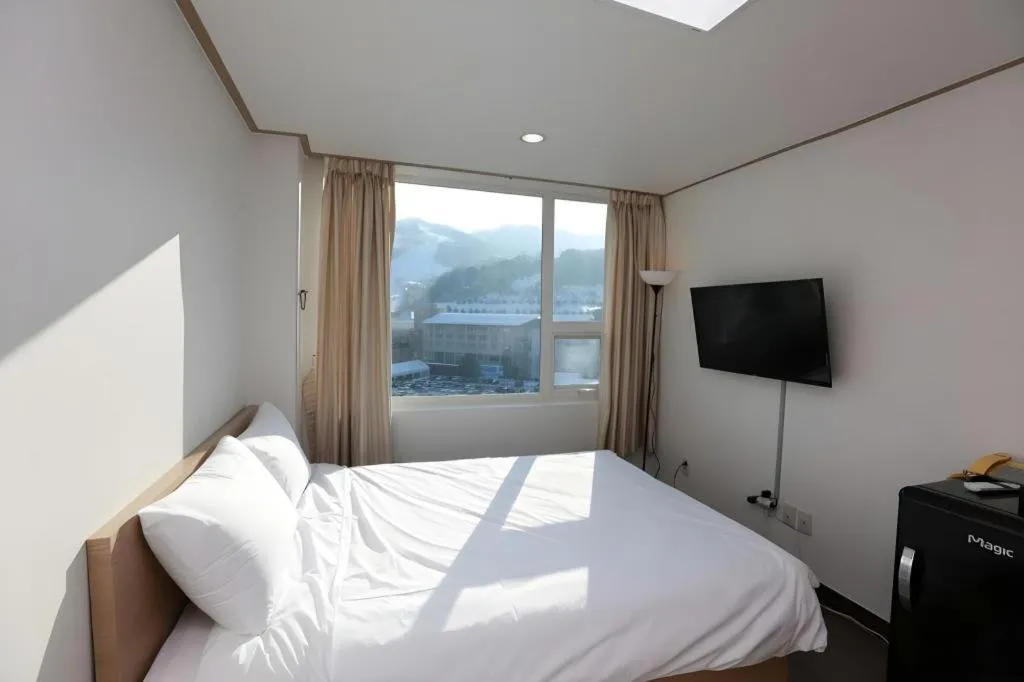 Bed in Pyeongchang the white view