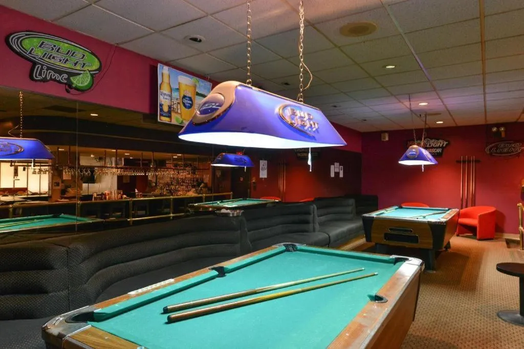 Americas Best Value Inn & Suites Victoria