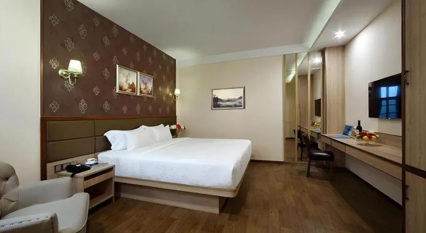 Bed in Hanyong Hotel Shenzhen International Exhibition Center