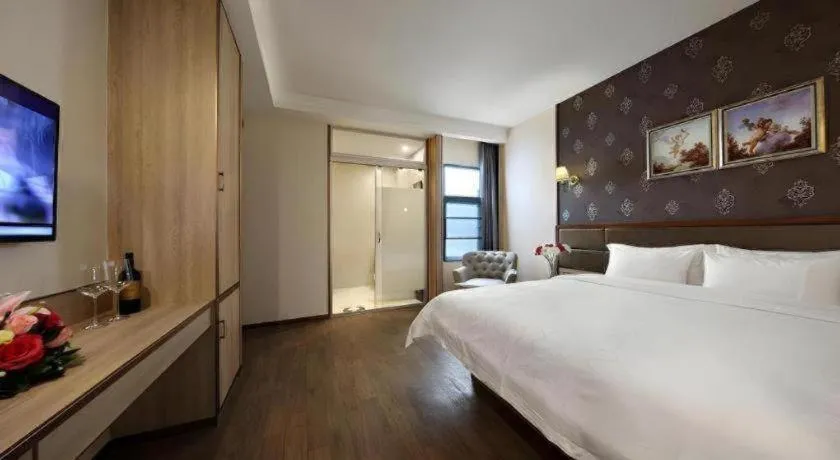 Bed in Hanyong Hotel Shenzhen International Exhibition Center