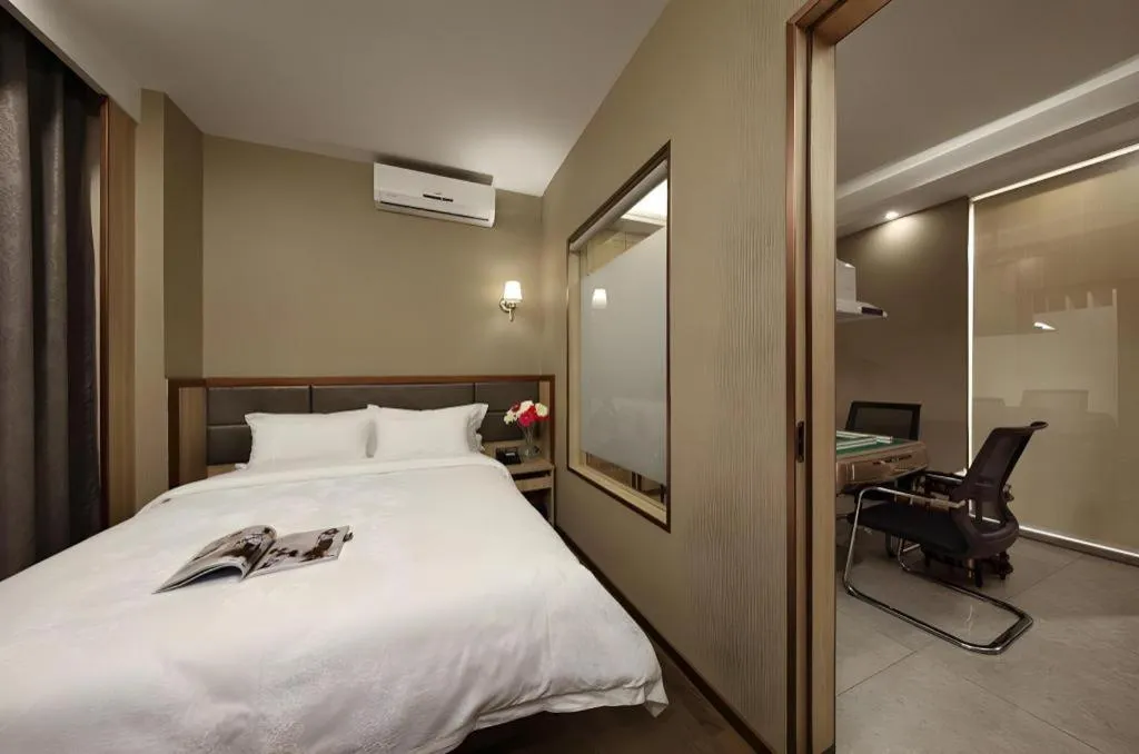 Bed in Hanyong Hotel Shenzhen International Exhibition Center