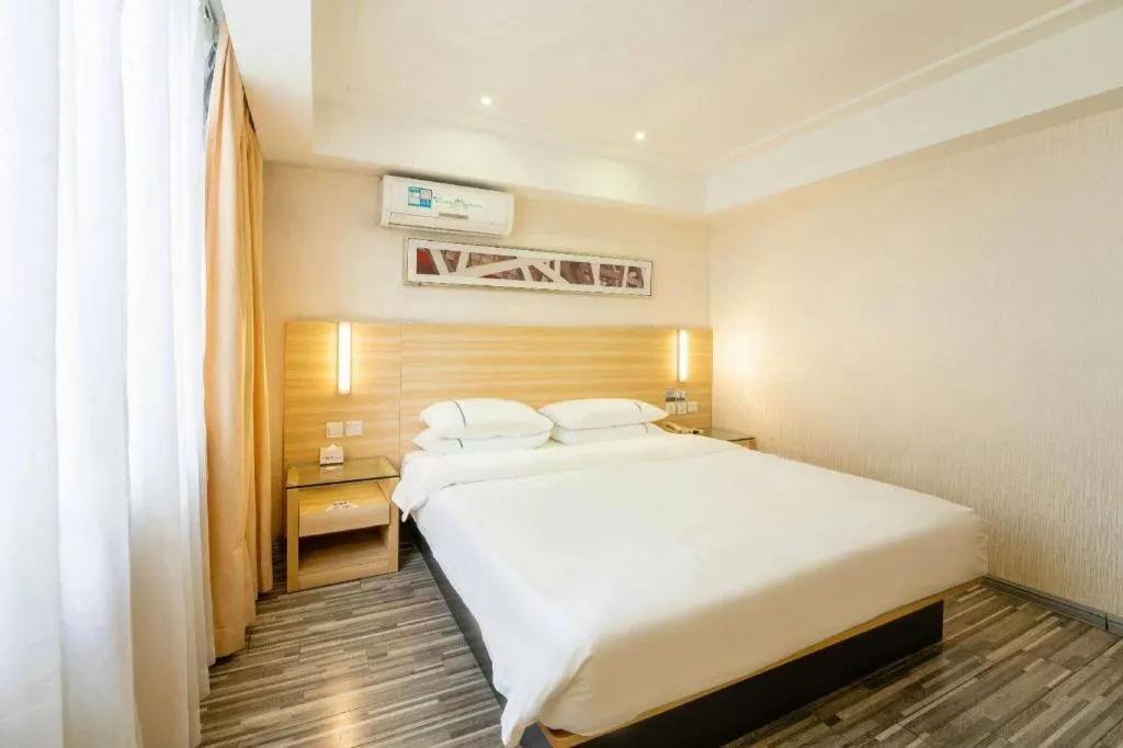Bed in City Comfort Inn Guahgnzhou Huangpu East District