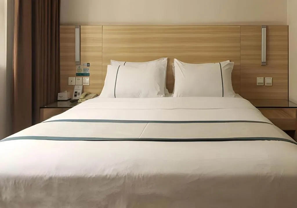 Bed in City Comfort Inn Guahgnzhou Huangpu East District