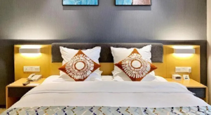 Bed in Holiday Inn Express Jinan Exhibition Center By IHG