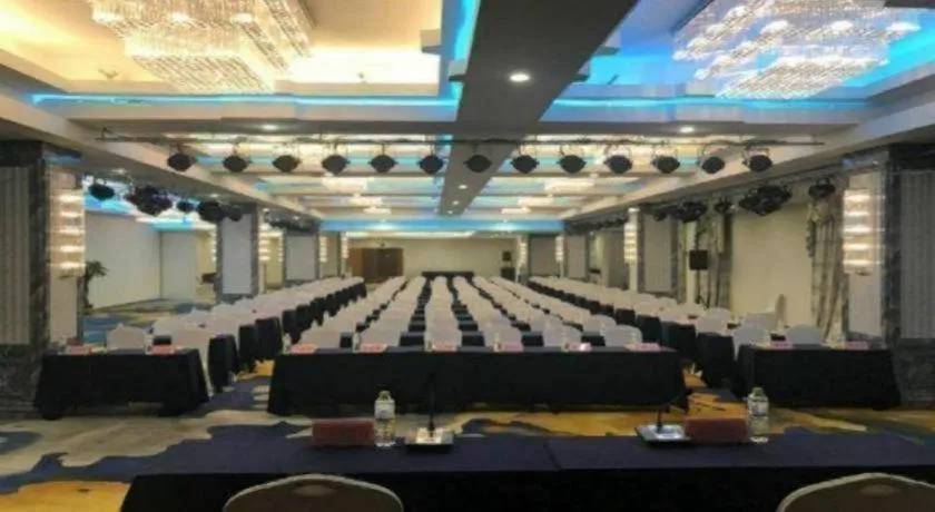 Holiday Inn Express Jinan Exhibition Center By IHG