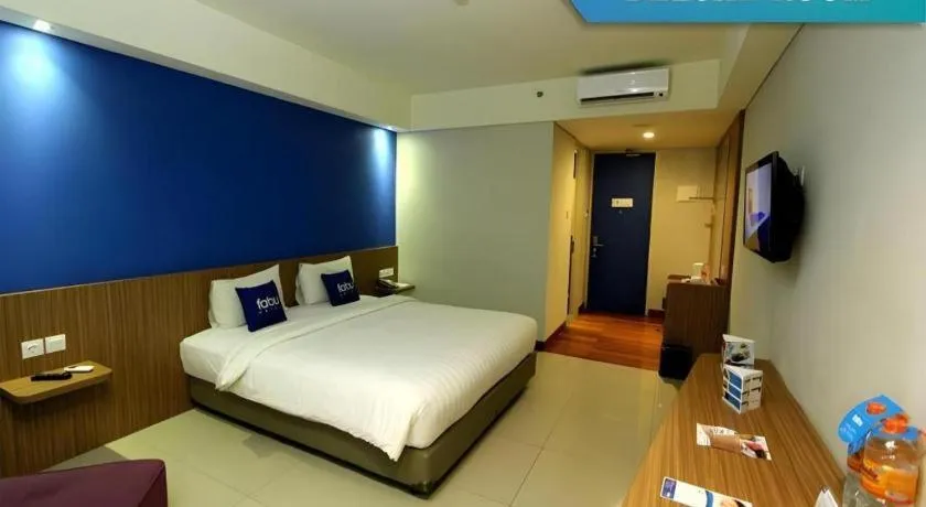 Bed in Indies Style Hotel Bandung