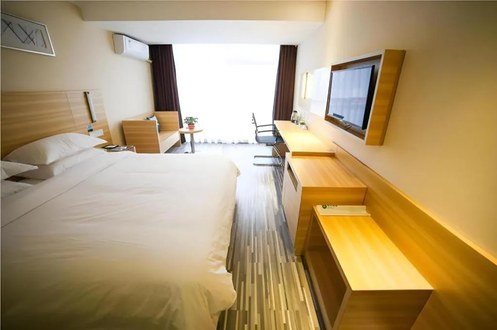 Bed in City Comfort Inn Hengyang Dayang Department Lianhu Plaza