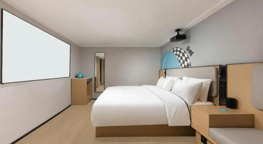 Bed in City Comfort Inn Hengyang Dayang Department Lianhu Plaza