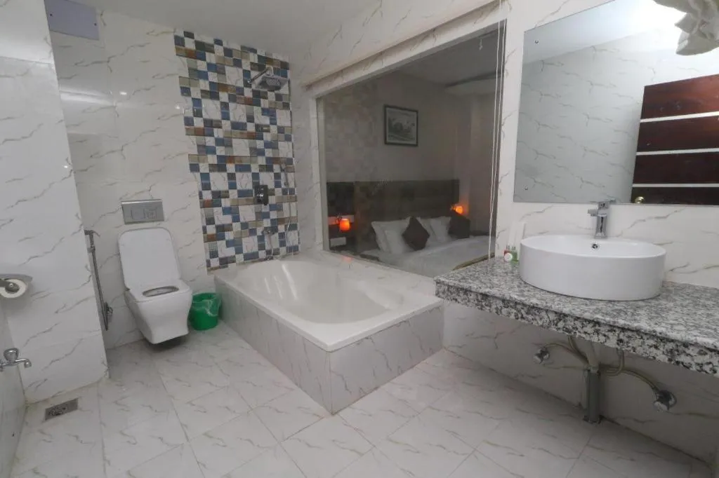 Hotel Gajur Palace