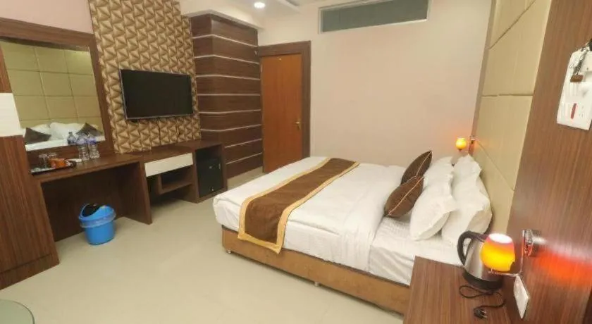 Bed in Hotel Gajur Palace