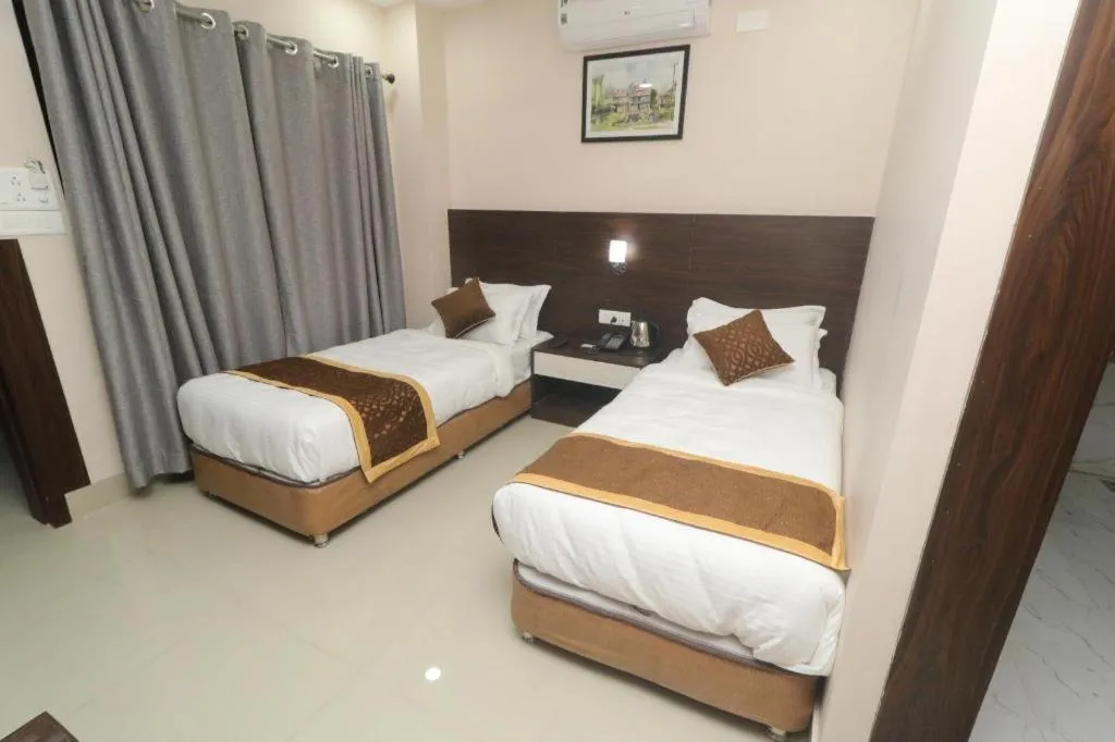 Bed in Hotel Gajur Palace