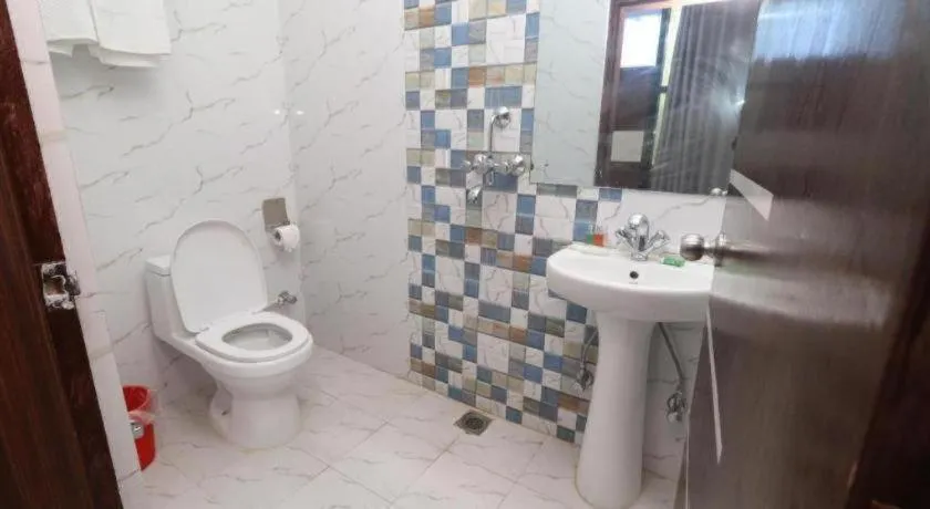 Hotel Gajur Palace