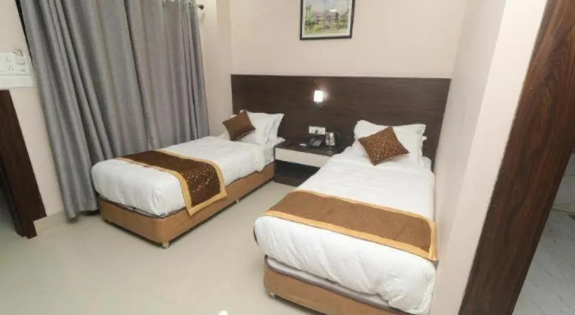 Bed in Hotel Gajur Palace