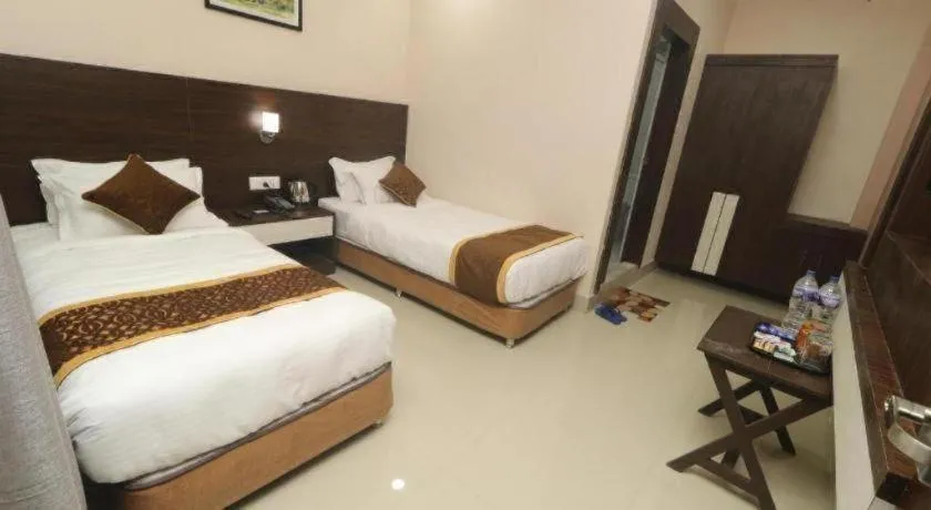 Bed in Hotel Gajur Palace
