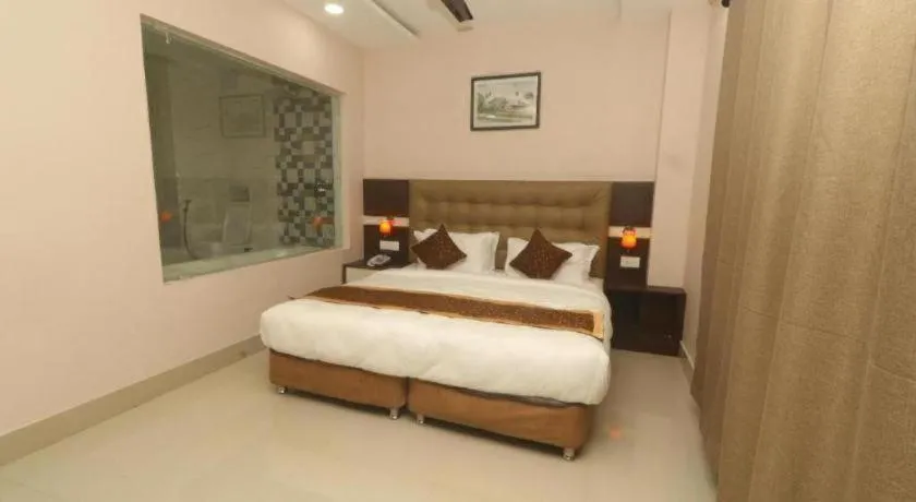 Bed in Hotel Gajur Palace