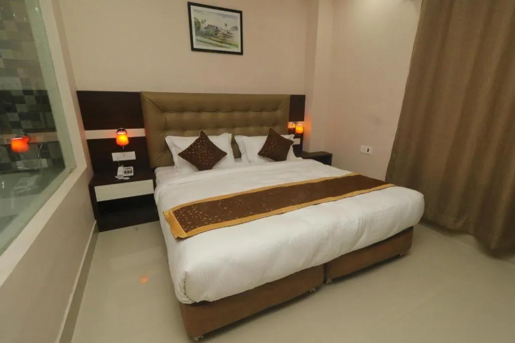 Bed in Hotel Gajur Palace