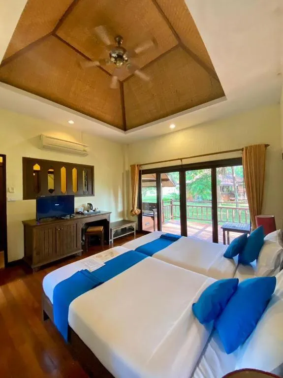 Bed in Pai Hotsprings Spa Resort