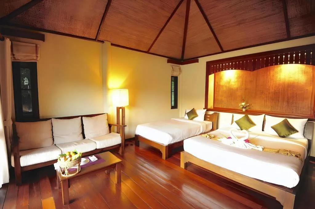 Bed in Pai Hotsprings Spa Resort