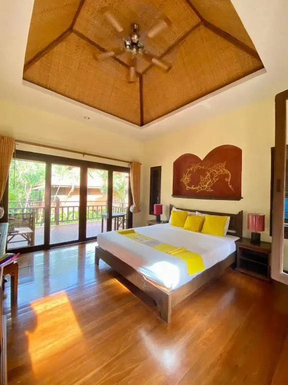 Bed in Pai Hotsprings Spa Resort