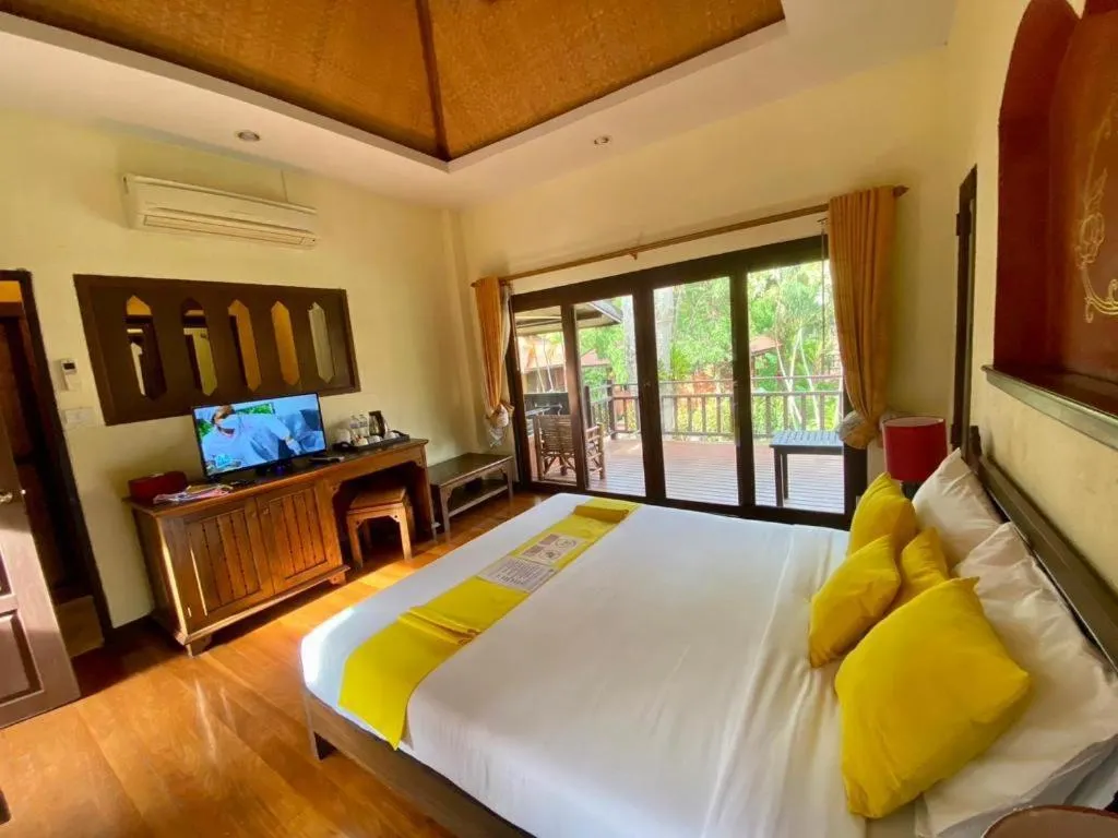 Bed in Pai Hotsprings Spa Resort