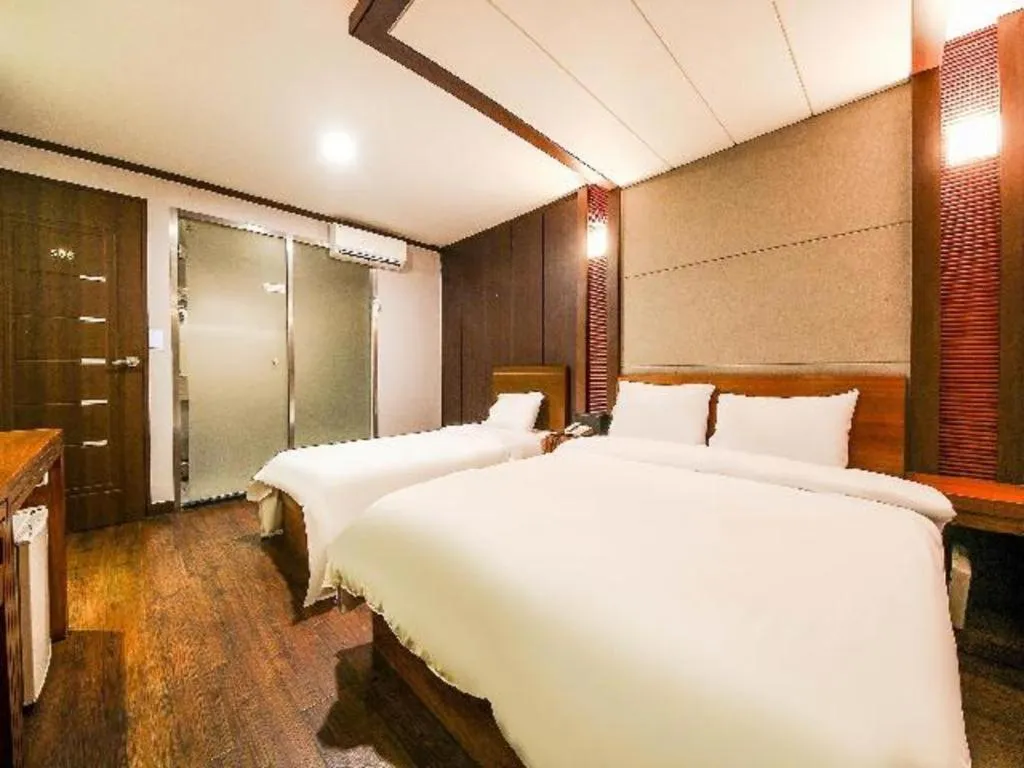 Bed in Hotel J Suwon